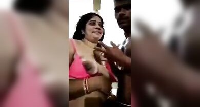 Hot sexy neighbour aunty fucks with young boy sex mms clip