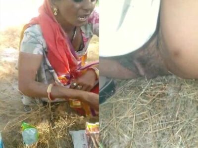 Rajasthani sex village randi drinking whisky showing pussy xxxnx