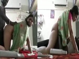 Sexy hot Bhabhi chudai in saree doggy sex