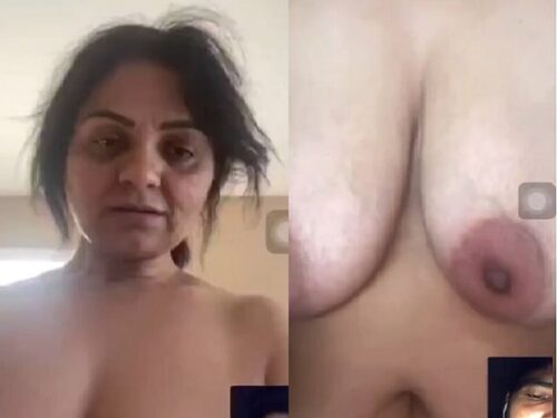 Mature aunty video call sex to young bf