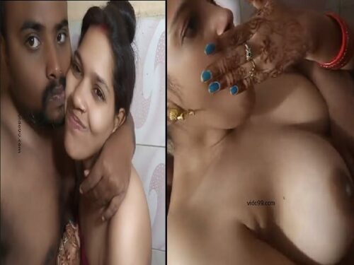 Indian wife selfie sex porn with husband in doggy fuck