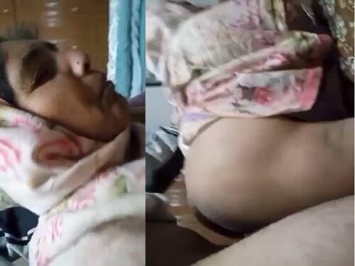 Mature Pakistani sex bhabhi doggy fucking