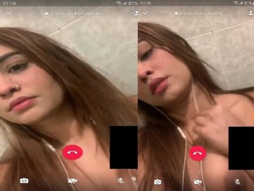 Pakistani girl boobs show on WhatsApp video call sex
